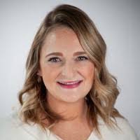 Angela Ragusa's Instagram, Twitter & Facebook