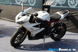 However, triumph hasn't paid ay less attention to the daytona 675, which is a promising sports package. Triumph Recalls 34 Units Of Daytona 675r In India