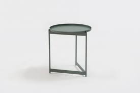 10 Easy Pieces Colorful Tray Tables Remodelista Tray Table Jardan Furniture Butler Table