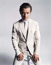 Gavin rossdale in constantine singer/songwriter from the former rock band bush , gavin rossdale, also broke into the acting market recently, with this role being his largest yet. Gavin Rossdale Back To Work Gq