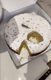 Bake An Olive Oil Cake To Enjoy Like Kylie Jenner Olive Oil Cake Olive Oil Cake Recipe Oil Cake