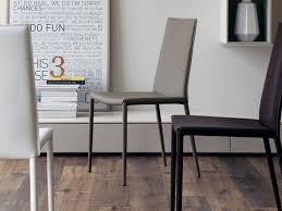 La cucina ideale, la camera da letto dei vostri sogni, un soggiorno accogliente, un complemento d'arredo, tutto per la vostra lista. Sedia Unique Scavolini A Prezzo Scontato 25