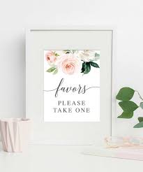 These unique baby shower favors are a fluffy pink dream come true, serving up plenty of nostalgia with a side of sticky sweetness. 15 Cute Baby Shower Party Favor Ideas