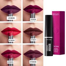 Siapa bilang pria tak butuh pelembab untuk kulit wajah? The One Colour Unlimited Ultra Fix Lipstick Oriflame 10 Shades
