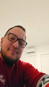 Un live cantando, contando historias, recordando y saludando!, Un poco  largo pero si lo quieren volver a ver aquí esta !! , #live, #envivo, #canto  , #cantores, #vocal , #vocalriffs, #melisminkari, ...