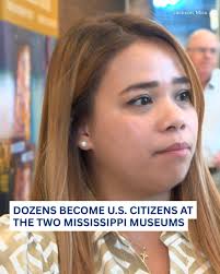 Mississippi Residents Become US Citizens in Emotional Ceremony