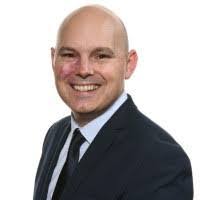 Heidi Conroy's Instagram, Twitter & Facebook