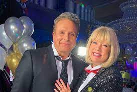 She likes to keep her personal life private hence has not yet disclosed the year and month she was born. Feder Abc 7 Wins New Year S Eve Ratings In A Blowout
