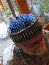 Pin By Michel Moffarts Co On Chapeaux In 2021 Hat Pattern Hand Knitting Knitting Patterns