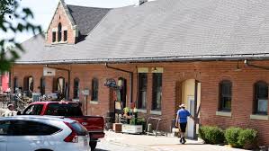 The data in this listing is believed to be accurate in our florist directory at the time of posting. Live Like A Local In Pleasant Hill Mo Reecenichols Real Estate