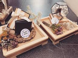 Happy Engagement Aisyah Haikal Engagement Gifttrays Rustic Ribbonsnties Tema Pernikahan Hadiah Pernikahan Unik Ide Perkawinan