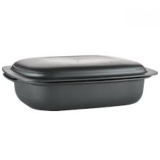 Ultrapro 3 5 Qt 3 3 L Lasagna Pan With Cover Lasagna Pan Tupperware Recipes Tupperware