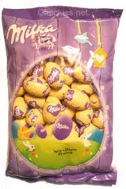 Milka Oeufs De Paques Au Chocolat Blanc Praline 350gr Chockies Pink Candy Buffet Pink Candy Candy Buffet