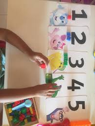 Misalnya, ibu akan mendampingi anak belajar di rumah pada siang hari dan ayah akan mendampingi di malam hari setelah pulang bekerja. Jadual Aktiviti Preschool Untuk Surirumah Ajar Anak Anak Di Rumah By Mama Afia Sina Shaari