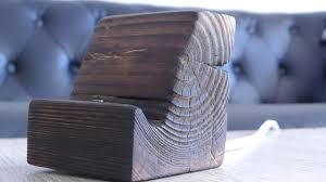 Die anleitung zeigt, wie sie die blumensäule selber bauen. Smartphone Handy Holz Halterung Selber Bauen Diy Youtube
