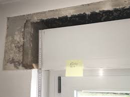 Denn wird es nicht regelmäßig entfernt, kann es zu schimmel oder anderen schäden an fenstern. Kondenswasser Rollladen Innen