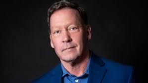 M88 Signs Actor & Comedian Desi Banks