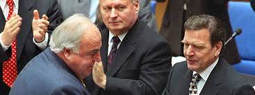 Es ist zeit für mehr gerechtigkeit. Bundestagswahl 1998 Helmut Kohls Abschied In Wurde
