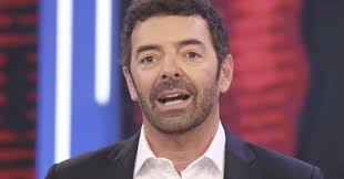 Lui è giuseppe di tommaso, ed è il giornalista di @raiuno che ha ritrovato il piccolo #nicola, sentendone i lamenti e avvertendo i carabinieri. Alberto Matano Nicola Tanturli E Stato Ritrovato Dal Nostro Inviato Giuseppe Di Tommaso Mi Ha Chiamato E Mi Ha Detto E Vivo E Vivo Il Fatto Quotidiano