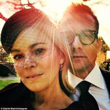 Meghan Markle And Prince Harry Headed To Australia To Stay In Noosa Gabriel Macht Jacinda Barrett Sarah Rafferty