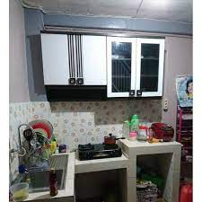 Kitchen set dan lemari gantung rumah memiliki perbedaan yang sangat cukup jelas. Kitchen Set Lemari Gantung Dapur Minimalis 69 Parts Shopee Indonesia
