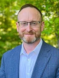 Jon Larue's Instagram, Twitter & Facebook