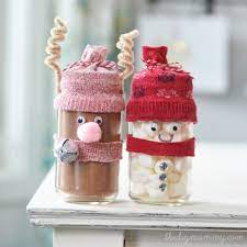 Make Hot Chocolate Reindeer And Snowman Jar Gifts A Kid S Craft The Diy Mommy