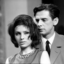 Emília vásáryová was born on may 18, 1942 in horná stubna, first slovak republic as emilia vasáryová. Emilia Vasaryova A Jeji Nezapomenutelne Role Vogue Cs