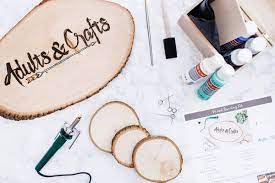13 Best Art Subscription Boxes To Try This Month 2021