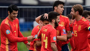 Live updates on spain vs sweden at the estadio de la cartuja, seville, in uefa euro 2020 group e today, monday 14 june 2021. Spain Vs Sweden Preview Where To Watch Live Stream Kick Off Time Team News 90min