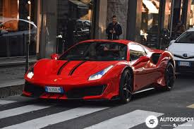 The (.) the steering wheel also seems identical to the 488 gtb, but the instrument cluster features a yellow rev counter instead of the usual red. Ferrari 488 Pista Spider 17 January 2020 Autogespot