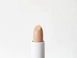 Zao's certified organic concealer is a corrective cream concealer stick that helps to minimise the appearance of imperfections, dark circles or puffiness. Avis Correcteur Zao Make Up Avant Apres What What