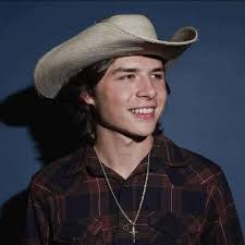 American Idol winner Noah Thompson is such a good guy. Please support his  music and pray for his fan and friend Bryan.