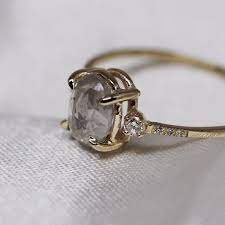 B R E D D X C I R C U S On Instagram The Carousel Ring A Double Gallery Centre Accented With White Diamonds And Delicate Tiger Diamond White Rings Diamond