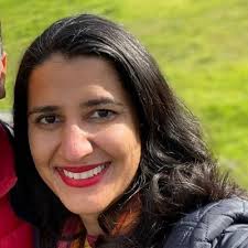 Samia Amin (@Samia_explores)