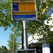 Bushalte Metrostation Slinge Zuidwijk Rotterdam Zuid Holland
