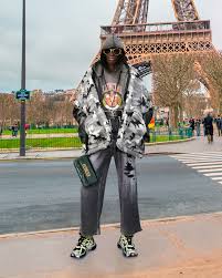 Balenciaga handbags, women's and men's shoes, jewelry and accessories, fragrance, men's designer clothing, and kids's clothing are a luxe example of contemporary fashion for the modern wardrobe. Balenciaga Winter 2021 Photos Wwd