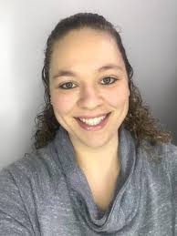 I just decide to wear something simple color. Since I don't have ideas  💅💅💅