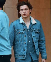 Tom Holland Oh My God It S Robert Downey Jr Pin By Sofia On Boo With Images Tom Holland Tom Holland Spiderman Tom Holland Peter Parker