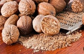 حكم استخدام جوزة الطيب في الطعام.. أمين الفتوى يجيب - بوابة الأهرام