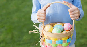 As every player receives the bonnet, he needs to put it on his head, then takes it off and bypass it to the following player. Ultimate Guide To Easter Egg Hunts Activities Around Columbia 2021