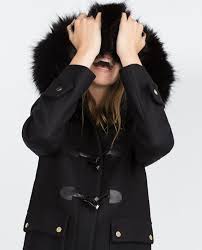 Fermeture avec fermeture éclair et petits liens type ceintures. Pin On Style