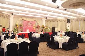 HOÀNG GIA 2 – Tiệc cưới Hoàng Gia
