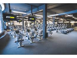 Erfahre alles zu unseren aktionen, mitgliedschaften, der kündigung, preisen, neueröffnungen und dem fitness. Fitinn Fitnessstudio 2320 Schwechat Fitnesscenter Herold