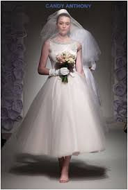 I Like The Neck Line Wedding Dresses 60s Tea Length Wedding Dress Ball Gown Wedding Dress