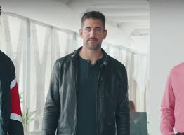 No That Isn T Aaron Rodgers Real Agent In Those State Farm Commercials · #ad wrong way, buddy.