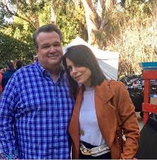 The couple met in kansas city at the big slick charity weekend. Eric Stonestreet Explains Bethenny Frankel S Modern Family Set Visit