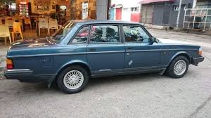 Masyarakatnya hidup saling bergotong royong, membantu dan saling menjaga. Still Loved Classic Volvo 240 Se 1993 Model For Sale Cars Cars For Sale On Carousell