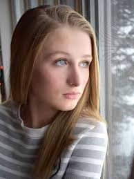 Madeleine Cannon's Instagram, Twitter & Facebook