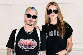 Múltiples medios de comunicación locales e internacionales aseguran que j balvin y valentina ferrer ya se han convertido en padres de su primer hijo. Giuf1nb R2rlzm